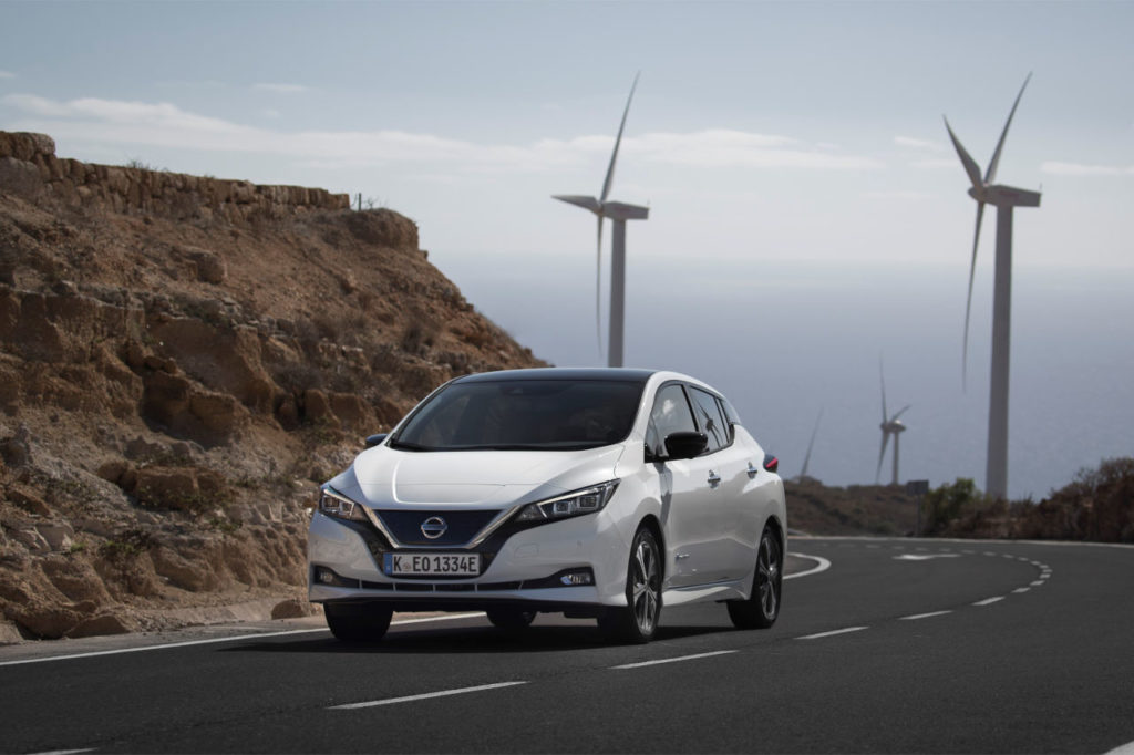 Ahorra hasta 7.000 euros en tu Nissan LEAF con el Plan MOVES III